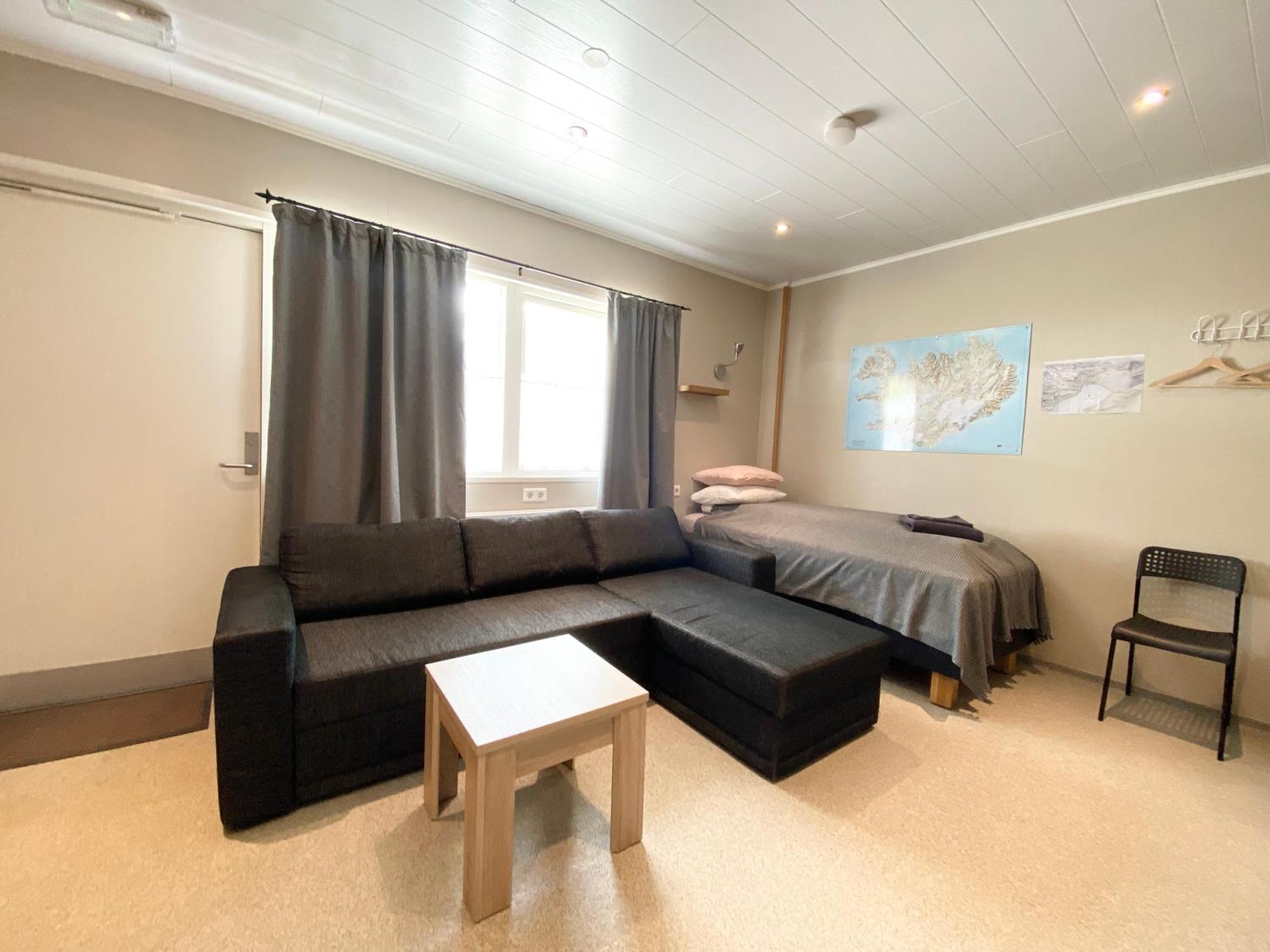 Studio Apartments Сейдісфіордюр Екстер'єр фото